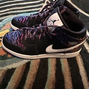 Unique 7Y Jordan Kids' Mid-Top Sneakers in Black with Purple and Pink Pattern
